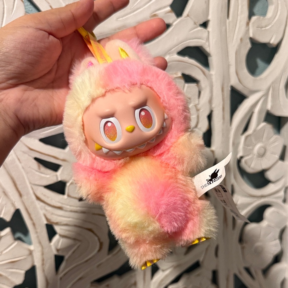 Big Energy Labubu Loyalty